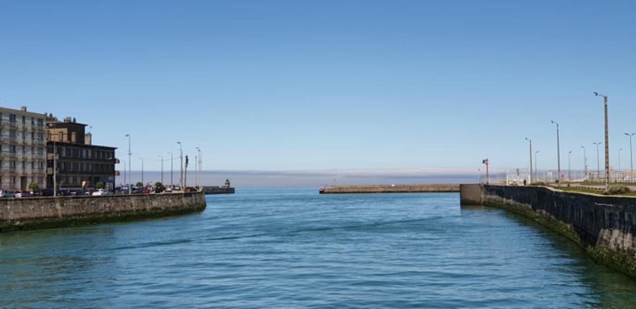 Dm 18 - Entre Port Et Mer 1Er Etage Apartment Dieppe Bagian luar foto