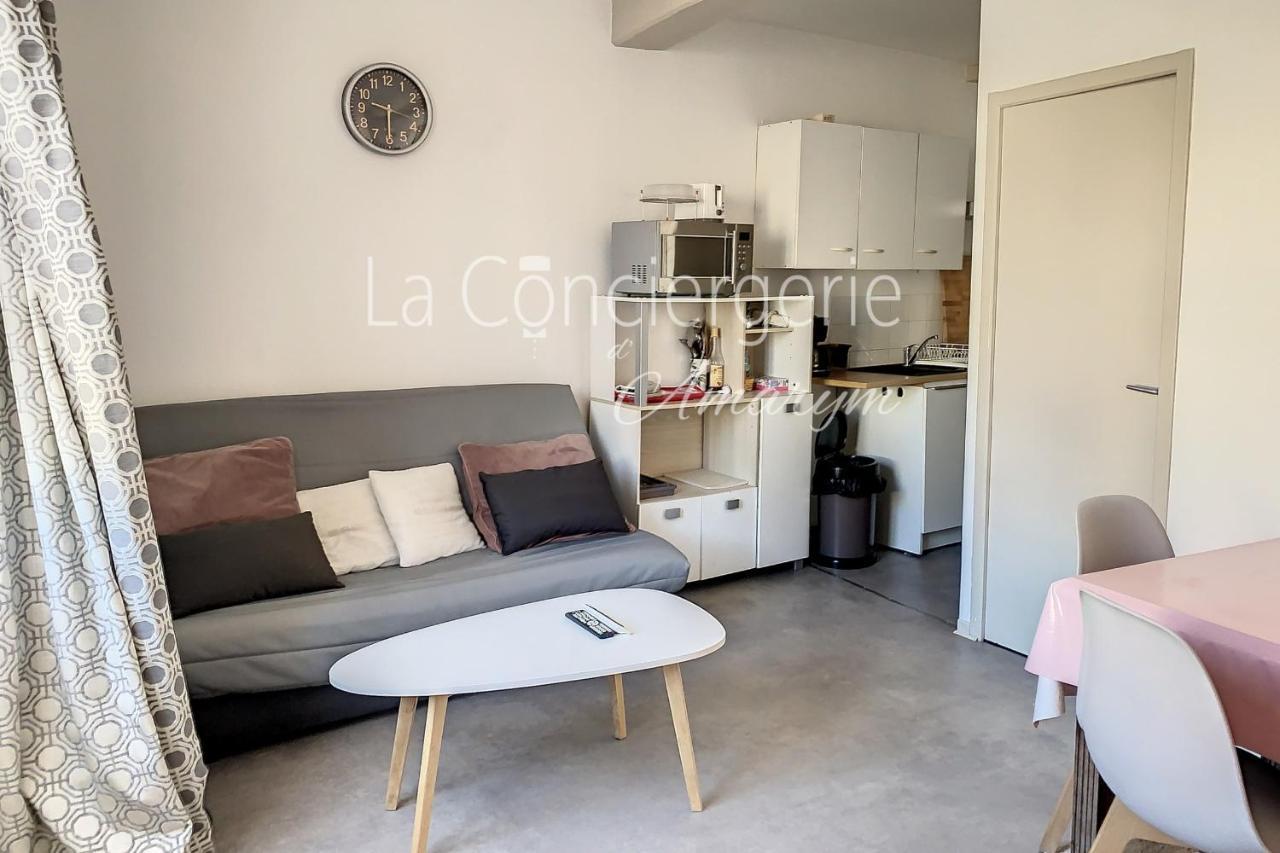 Dm 18 - Entre Port Et Mer 1Er Etage Apartment Dieppe Bagian luar foto